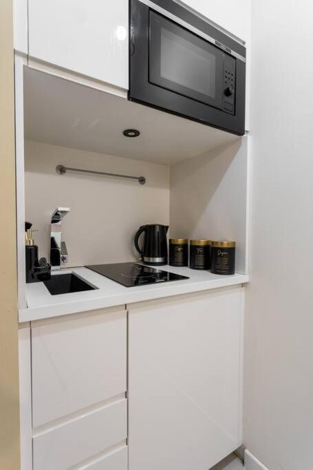 Close-Urban Chic - City Center - Studio Apartment - Plac Konstytucji وارسو المظهر الخارجي الصورة
